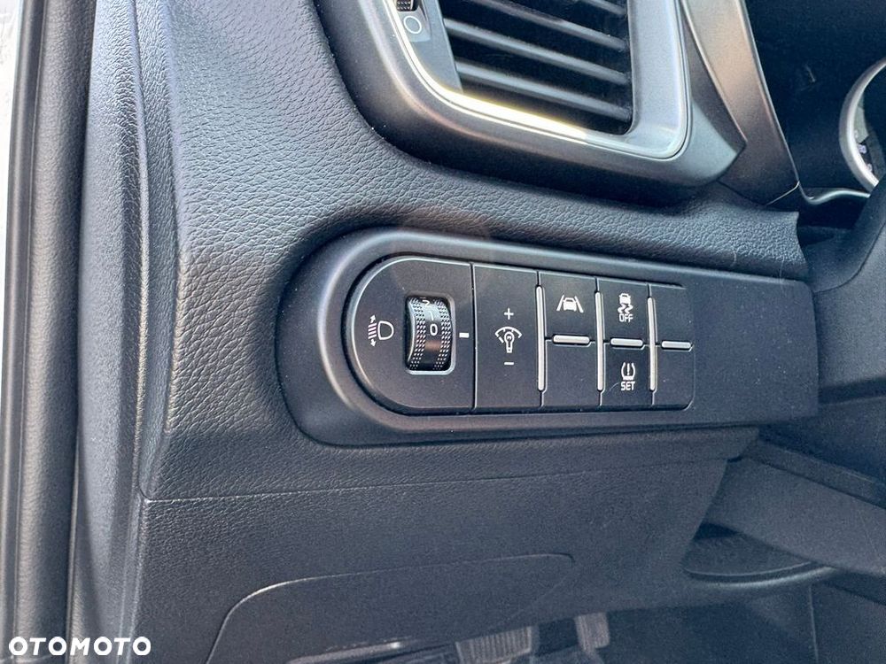 Kia XCeed 1.5 T-GDI M DCT - 18