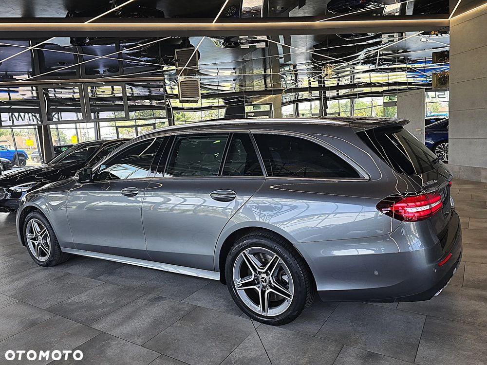 Mercedes-Benz Klasa E 300 de 4Matic 9G-TRONIC AMG Line - 6
