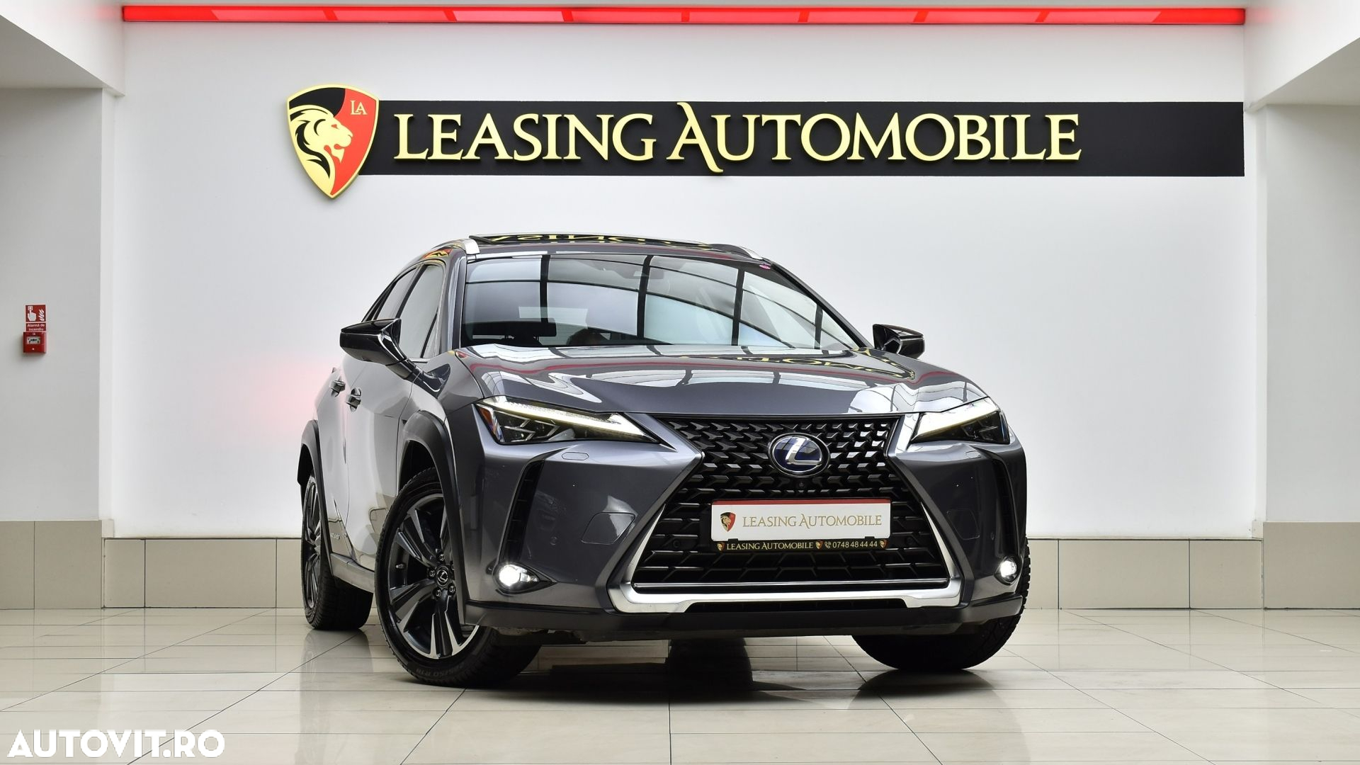 Lexus UX 250h 2.0L HEV 20H- (178 HP) 4X4 CVT Luxury - 4
