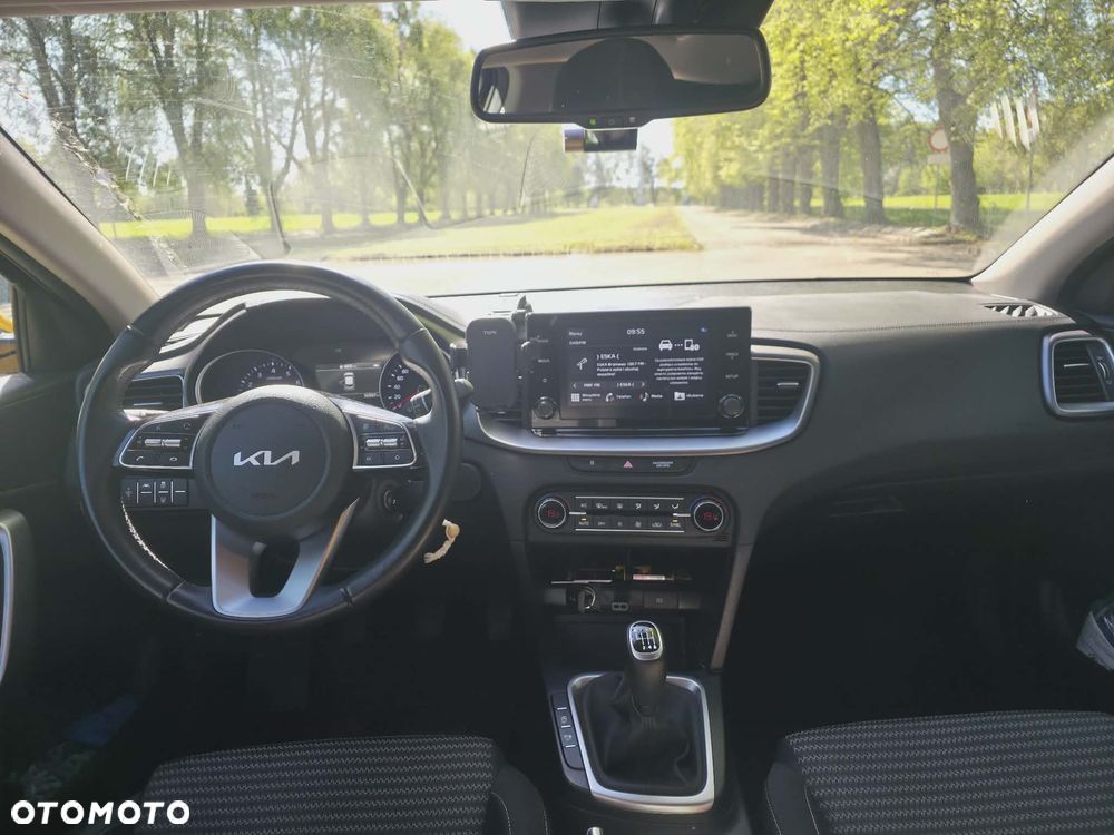 Kia XCeed 1.5 T-GDI M - 16