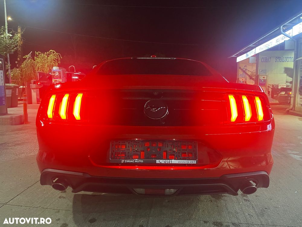 Ford Mustang - 21