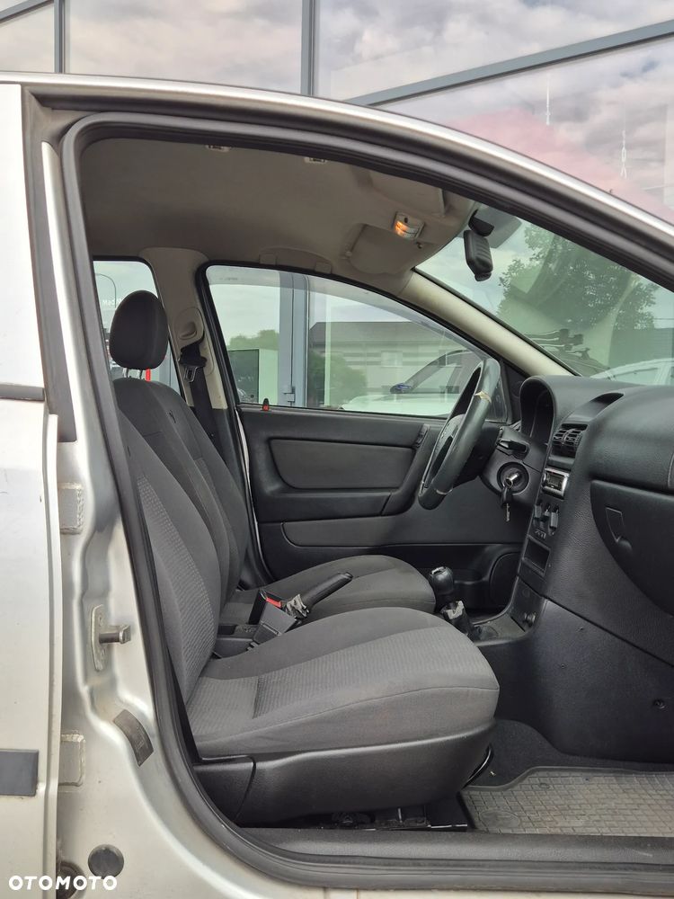 Opel Astra - 9