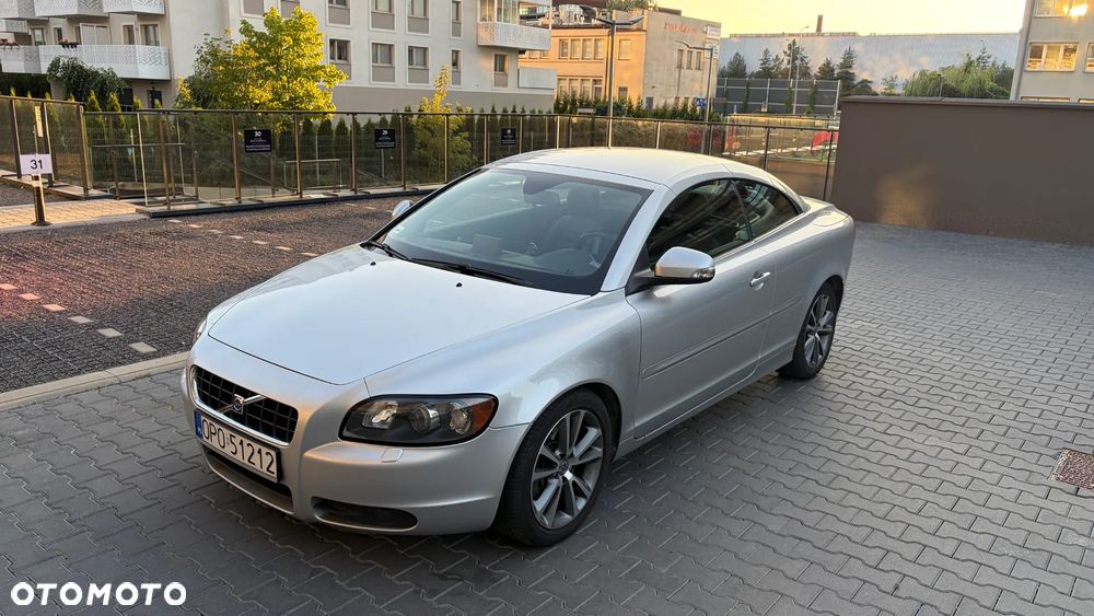 Volvo C70 - 22