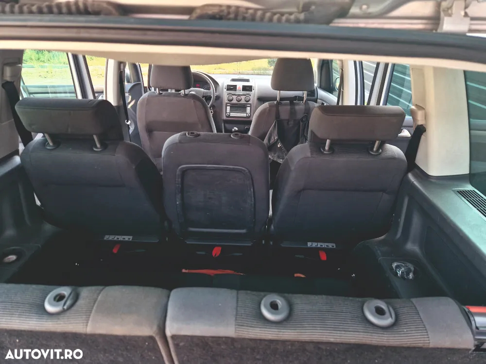 Volkswagen Touran 1.9TDI Basis - 12