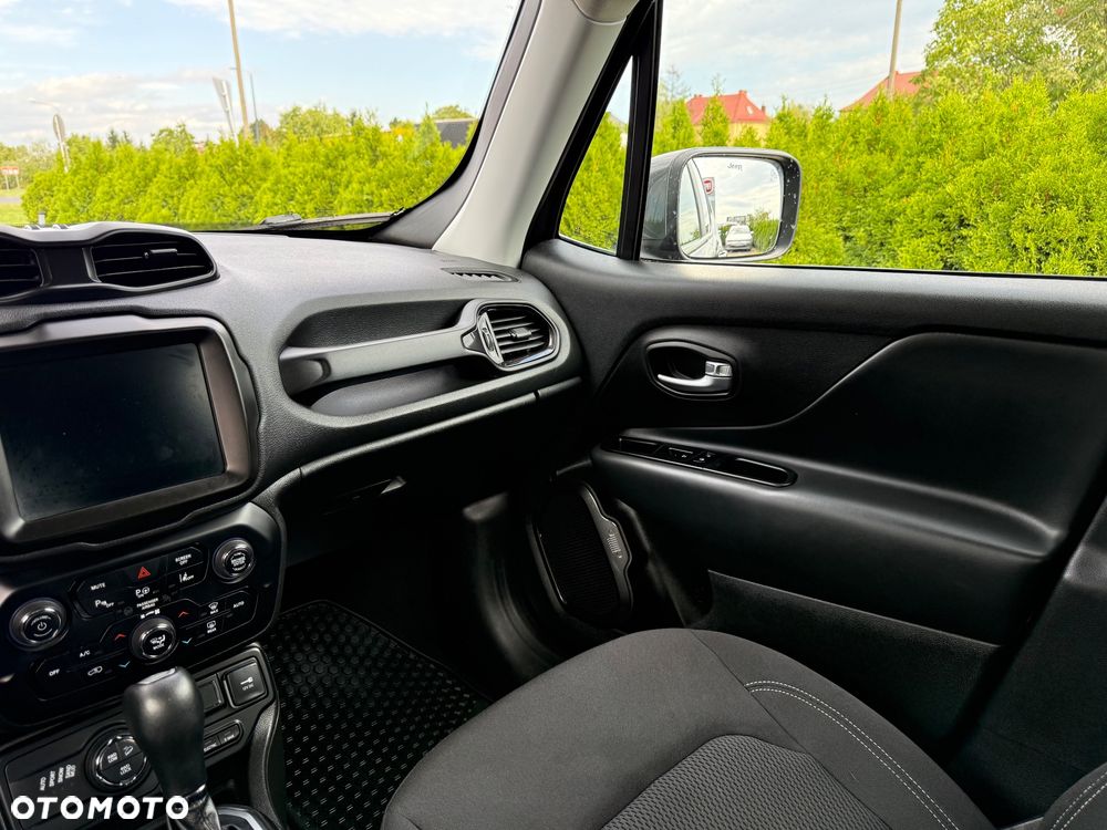 Jeep Renegade 1.3 T-GDI 4xe Automatik S - 12