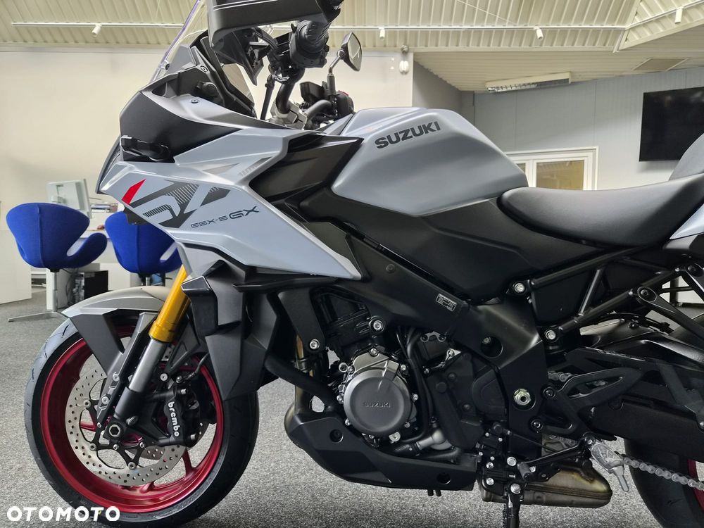 Suzuki GSX 1000 - 3