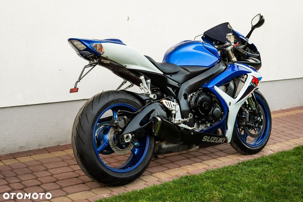 Suzuki GSX-R - 8