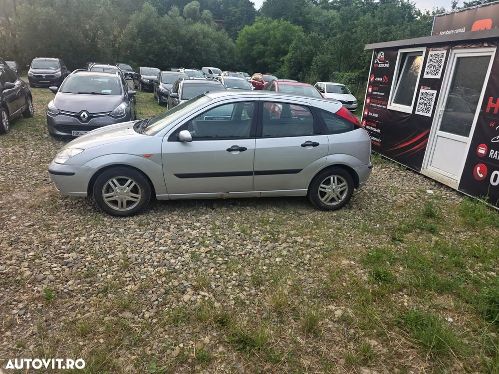 Ford Focus 1.8TDCi Ghia - 6