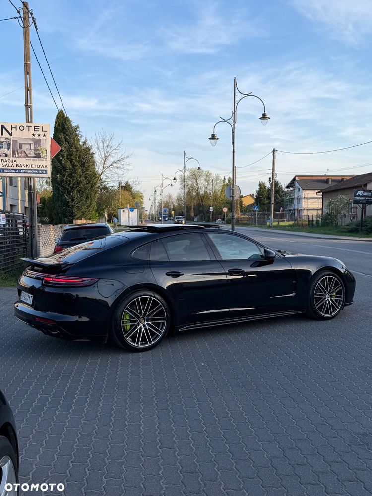 Porsche Panamera 4 E-Hybrid Executive - 3