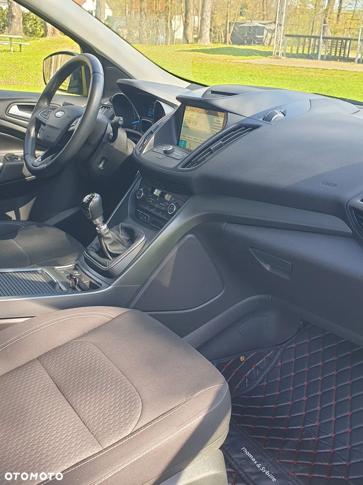 Ford Kuga 1.5 EcoBoost FWD Edition ASS MMT6 - 13