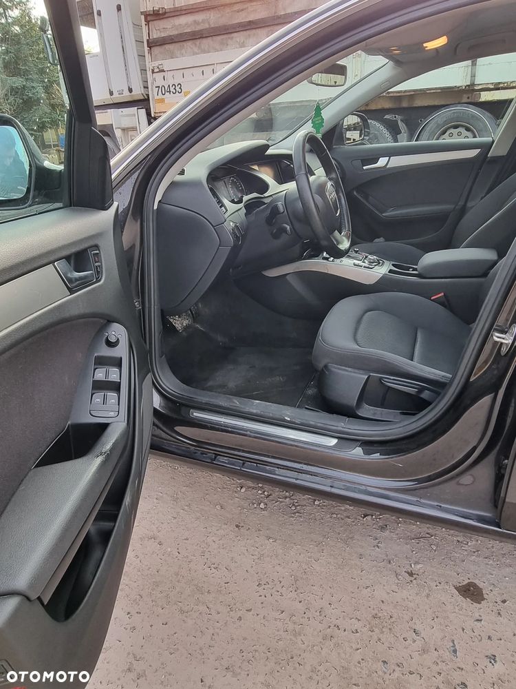 Audi A4 Avant 2.0 TDI Multitronic - 9