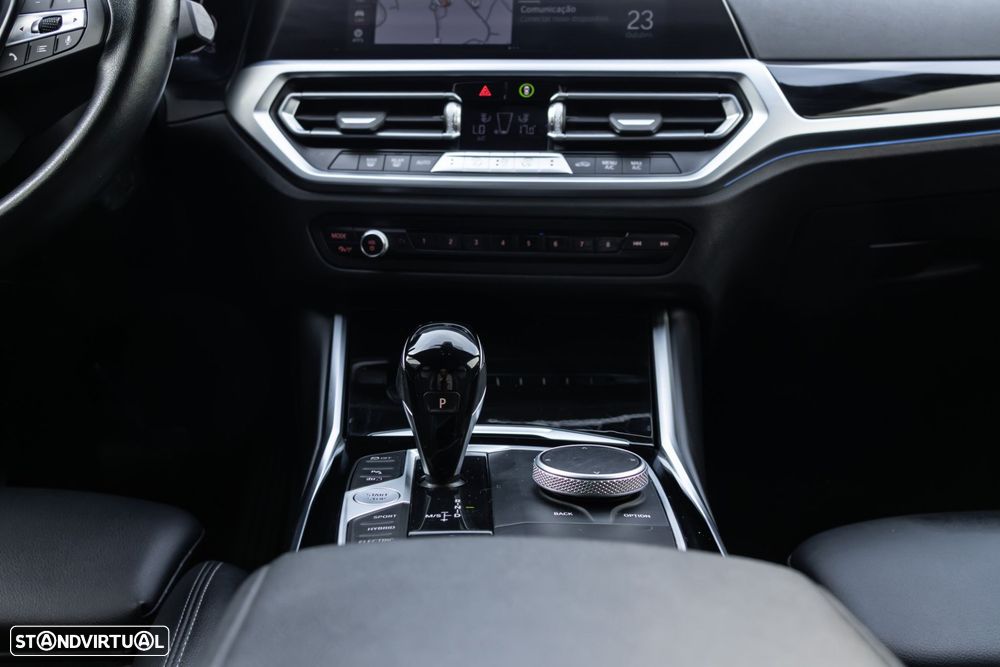 BMW 320 e Line Sport Auto - 23