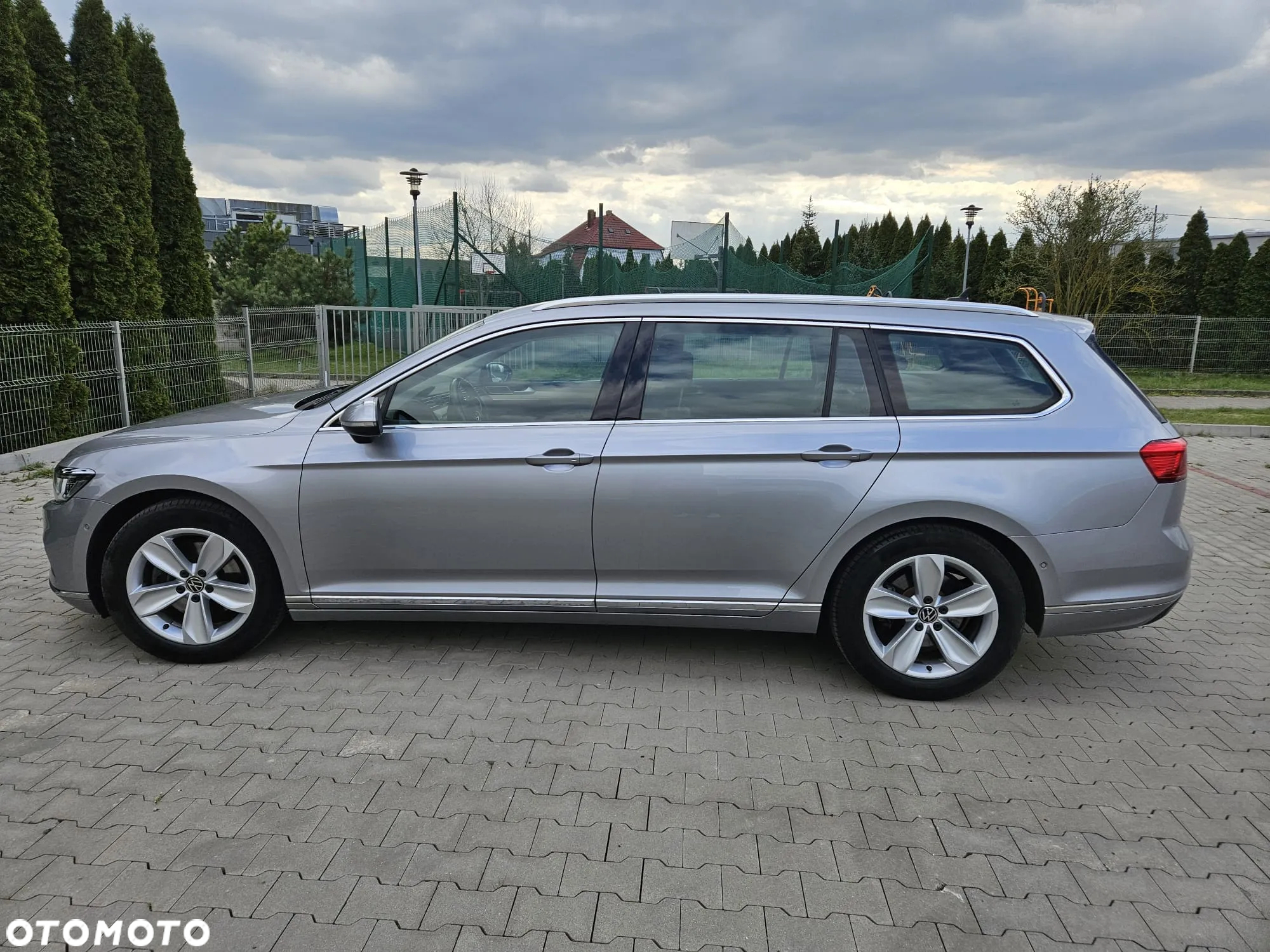 Volkswagen Passat 2.0 TSI Elegance DSG - 8