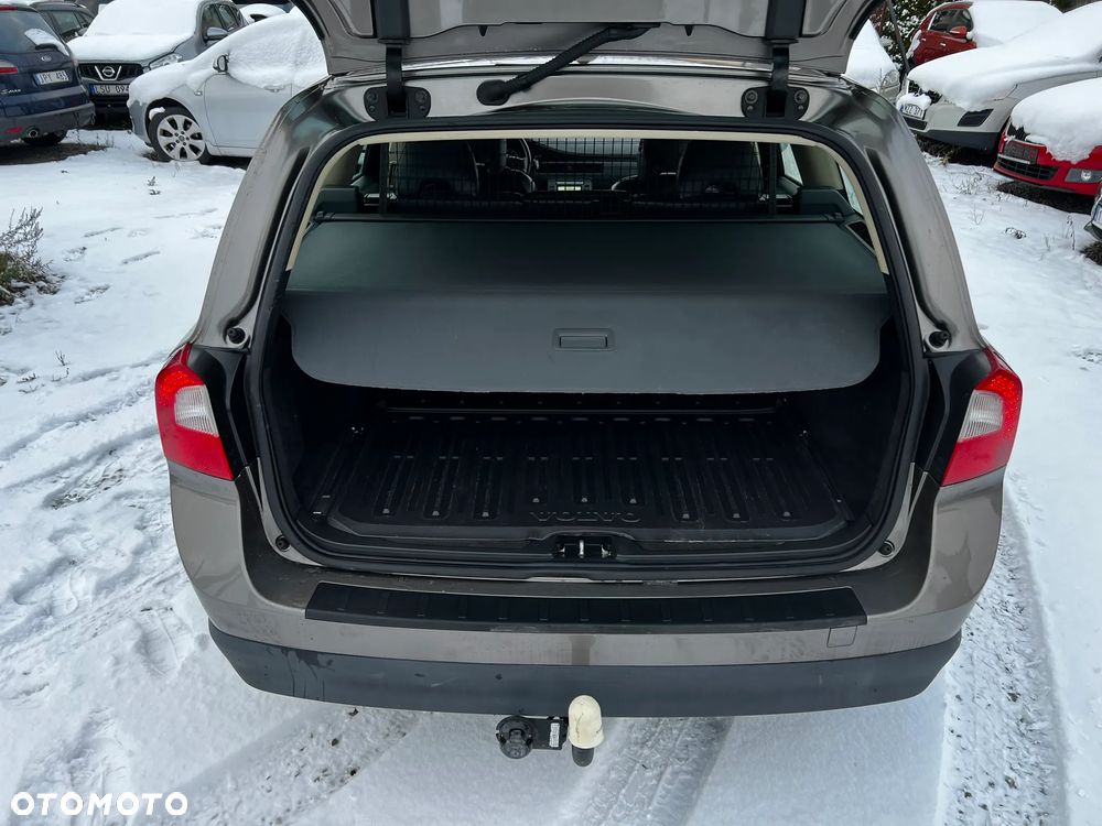 Volvo V70 2.0 Kinetic - 26