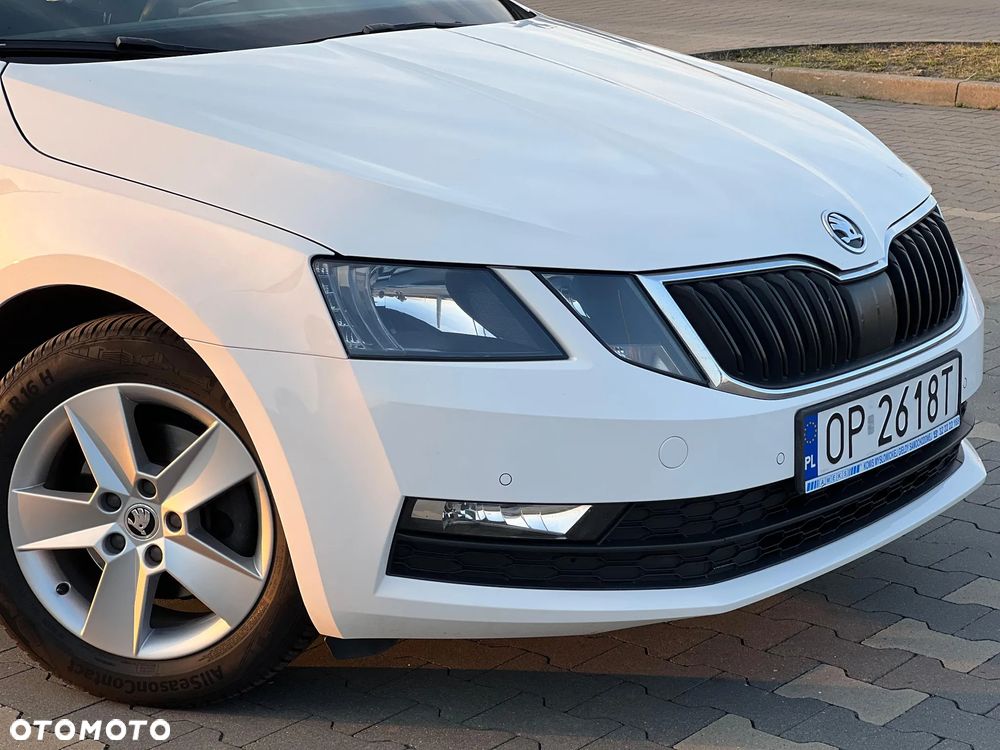Skoda Octavia 1.4 TSI Ambition - 4