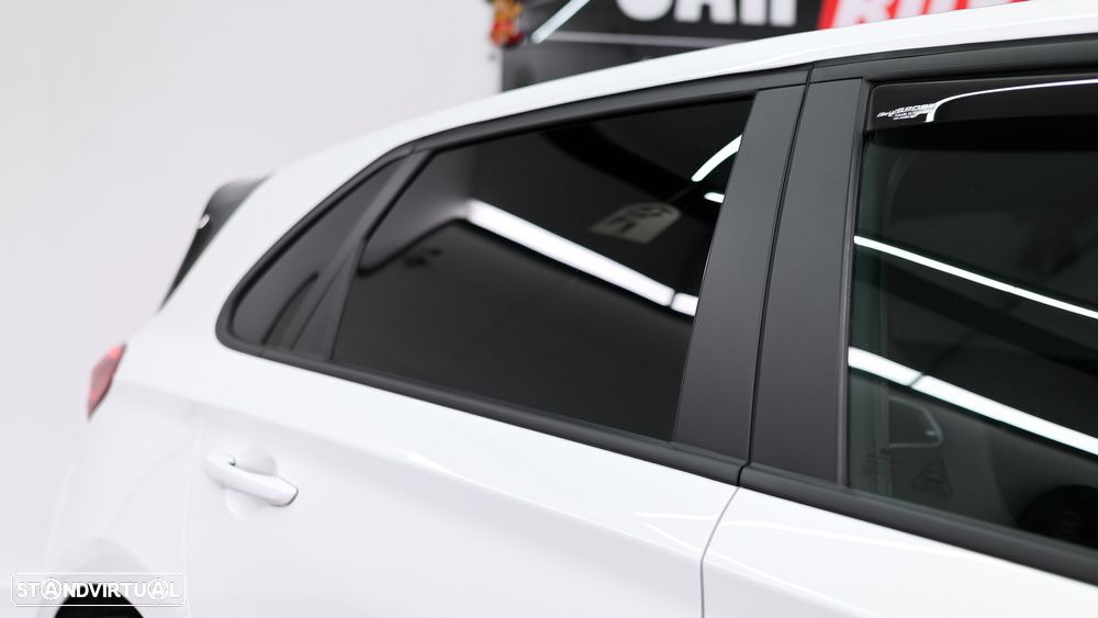 Hyundai i30 N 2.0 T-GDi Pack Performance 8DCT - 17