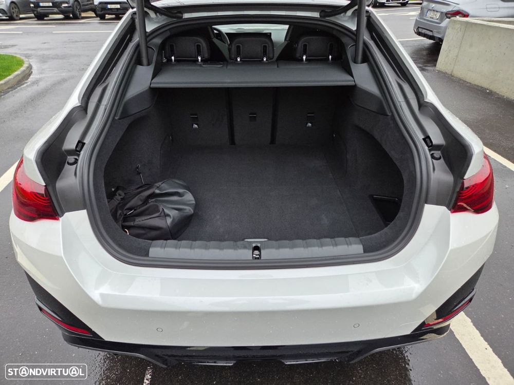 BMW i4 eDrive40 Pack Desportivo M Pro - 10