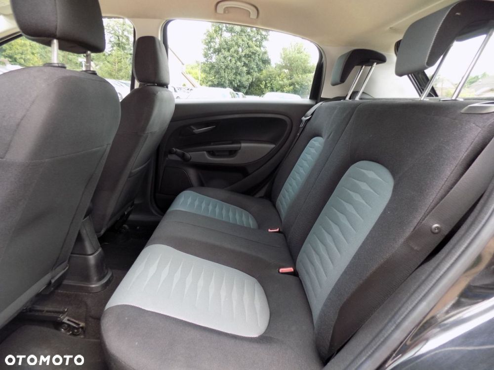 Fiat Grande Punto - 8