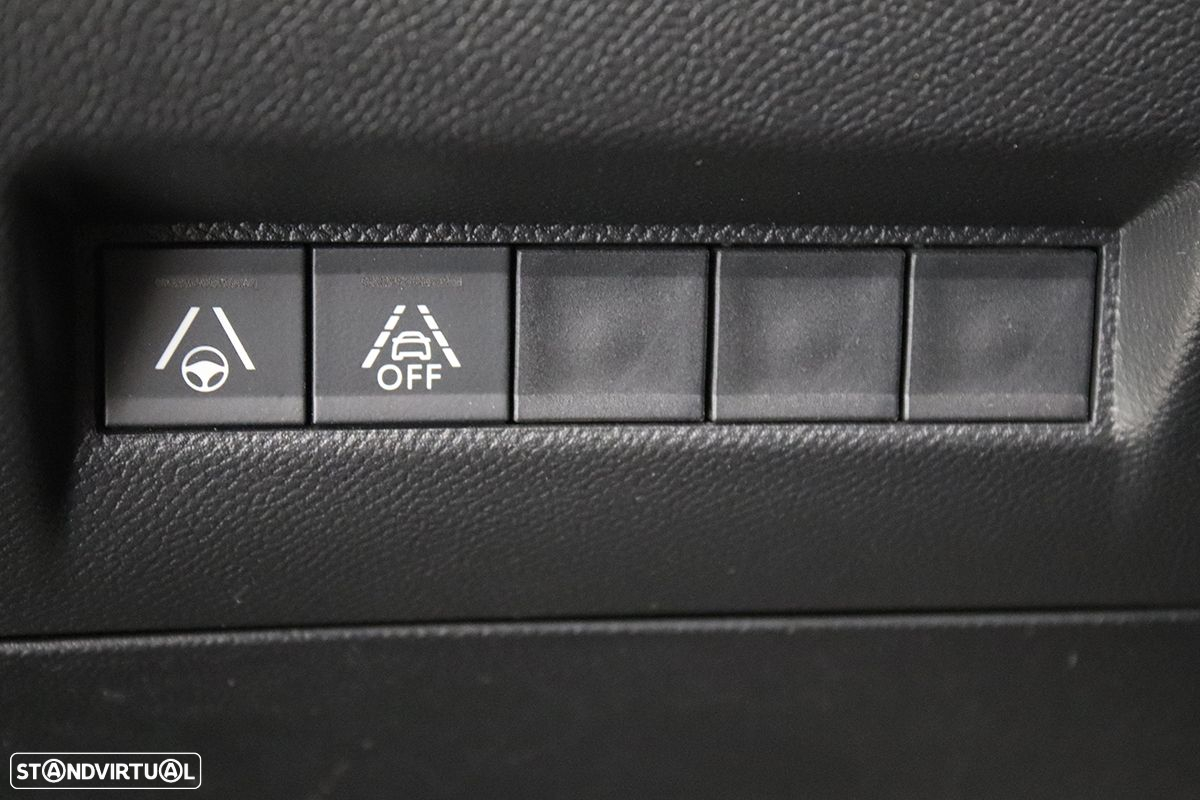 Peugeot e-2008 50 kWh GT - 19