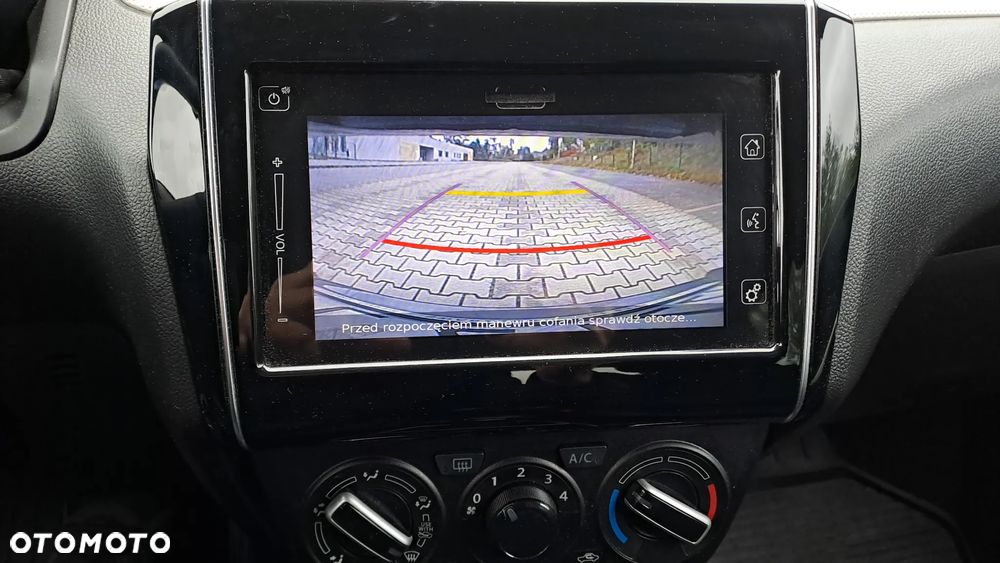 Suzuki Swift 1.2 Premium Plus CVT - 7