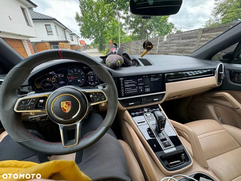 Porsche Cayenne Platinum Edition - 7