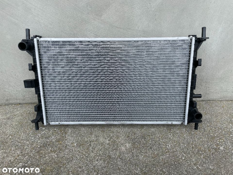 CHŁODNICA WODY FORD FOCUS MK1 1998-2004 - NOWA 1,4 1,6 1,8 - 1