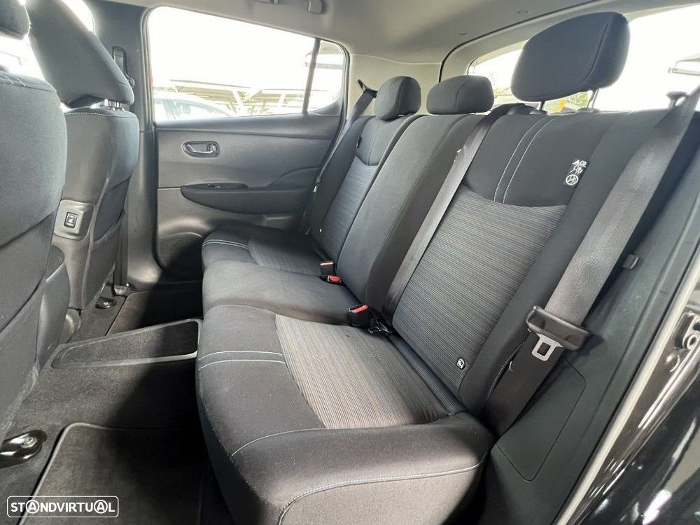 Nissan Leaf N-Connecta Two Tone - 25