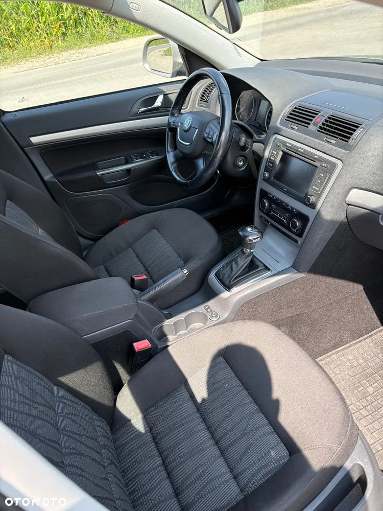 Skoda Octavia - 7