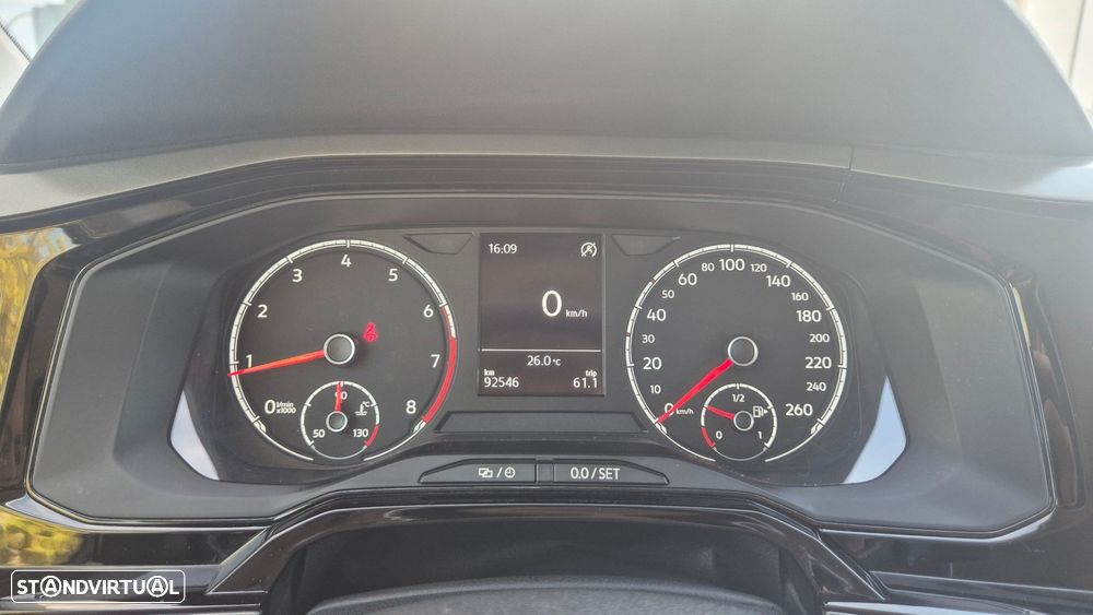 VW Polo 1.0 Confortline - 19