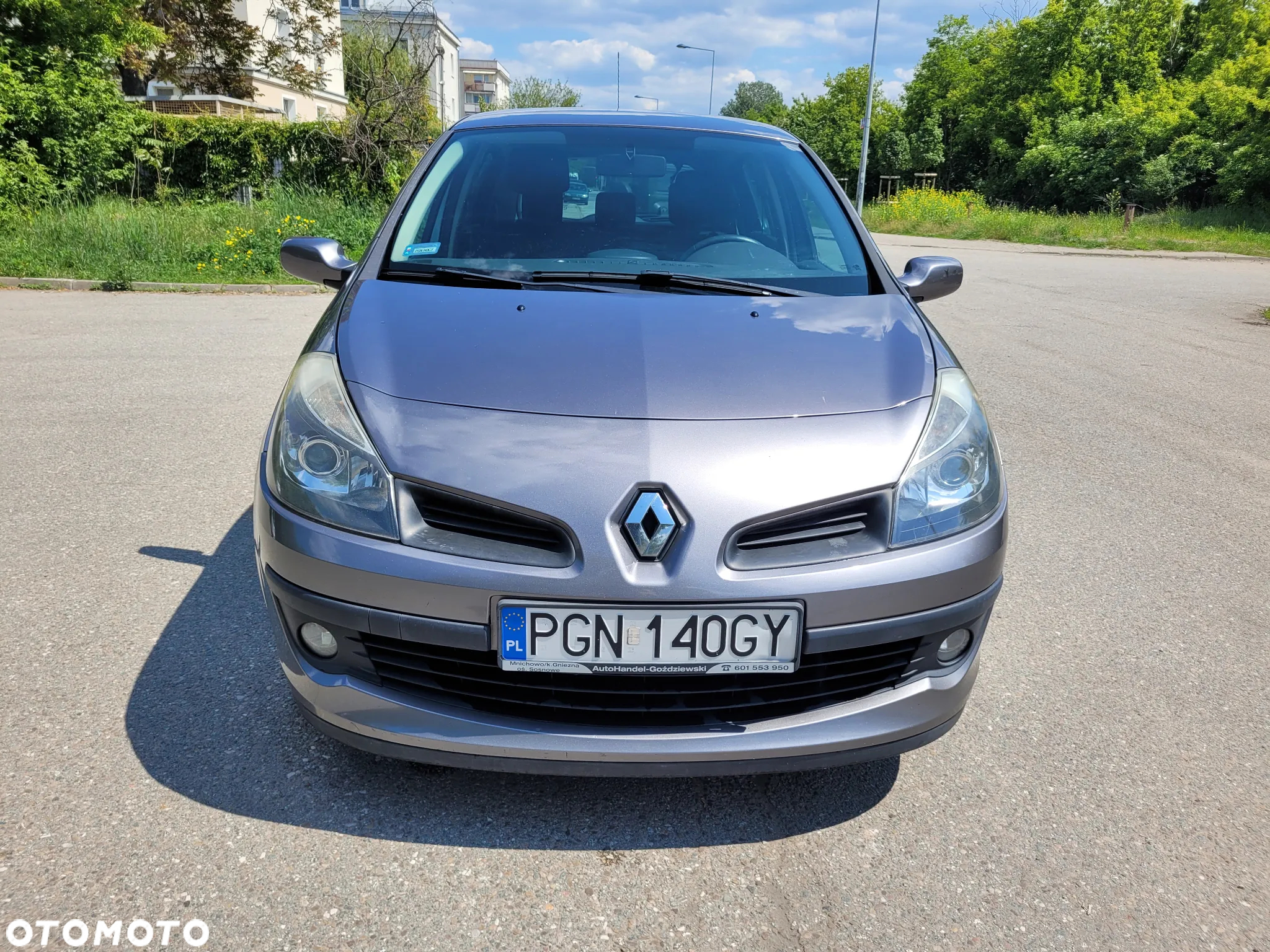 Renault Clio - 7