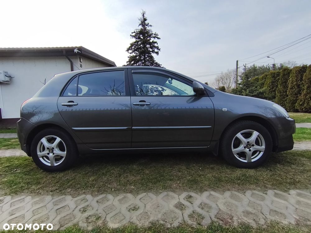 Toyota Corolla 1.4 D-4D Luna - 8