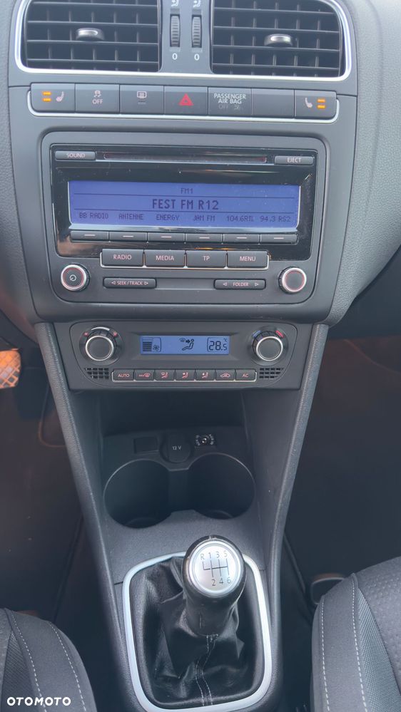 Volkswagen Polo - 12