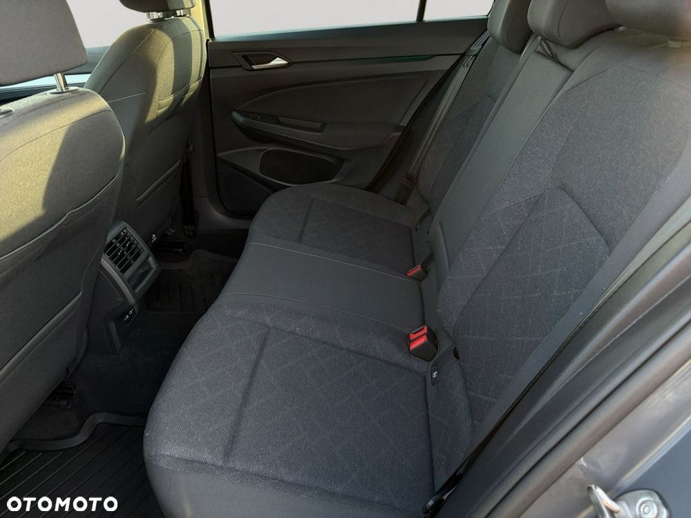 Volkswagen Golf 1.5 eTSI EVO Life DSG - 24