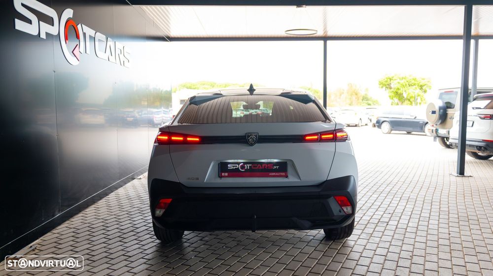 Peugeot 408 1.2 PureTech Allure EAT8 - 8
