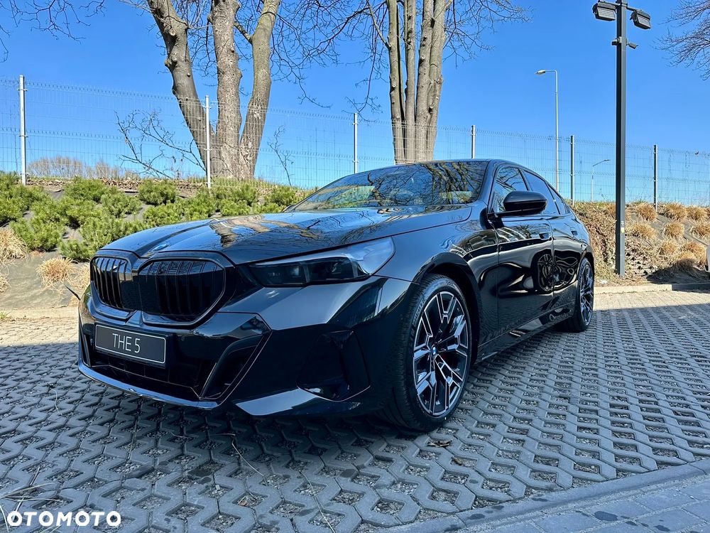 BMW Seria 5 520d xDrive mHEV - 1