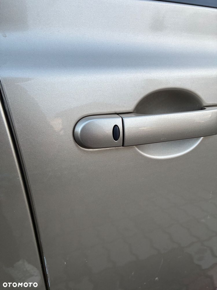 Nissan Micra 1.4 Tekna - 16