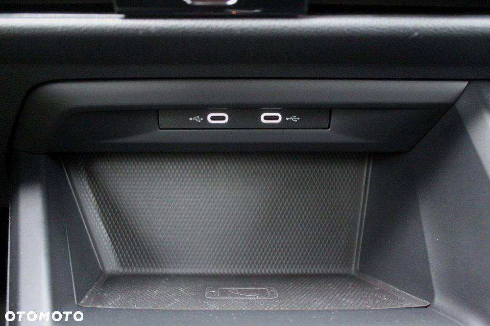 Volkswagen Golf Variant 2.0 TDI Life DSG - 22