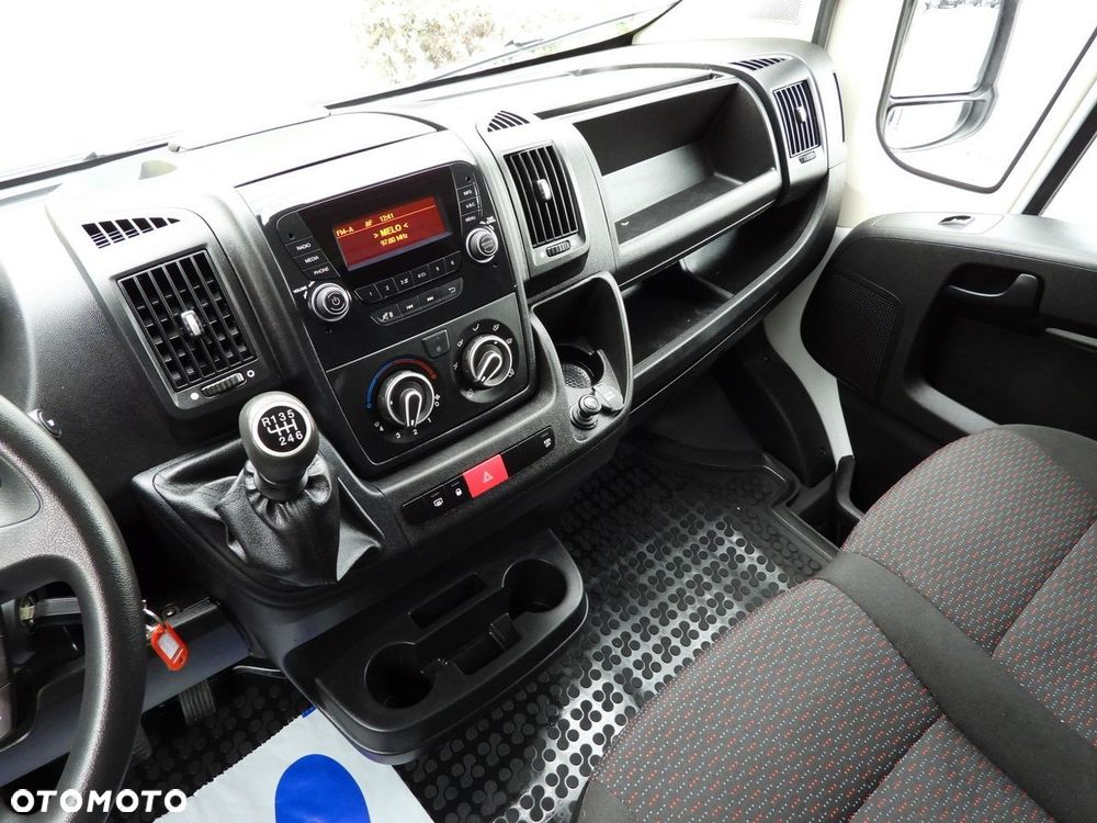 Peugeot BOXER PLANDEKA 10 PALET TEMPOMAT PNEUMATYKA KLIMATYZACJA  165KM - 31