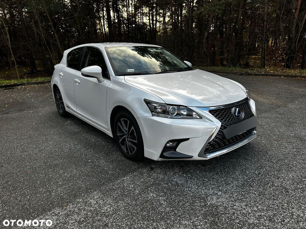 Lexus CT 200h Elegance EU6 - 1