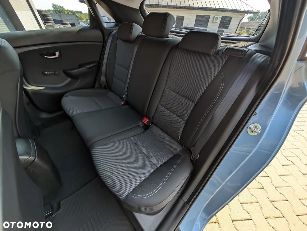 Hyundai i30 1.6 CRDi Comfort - 38