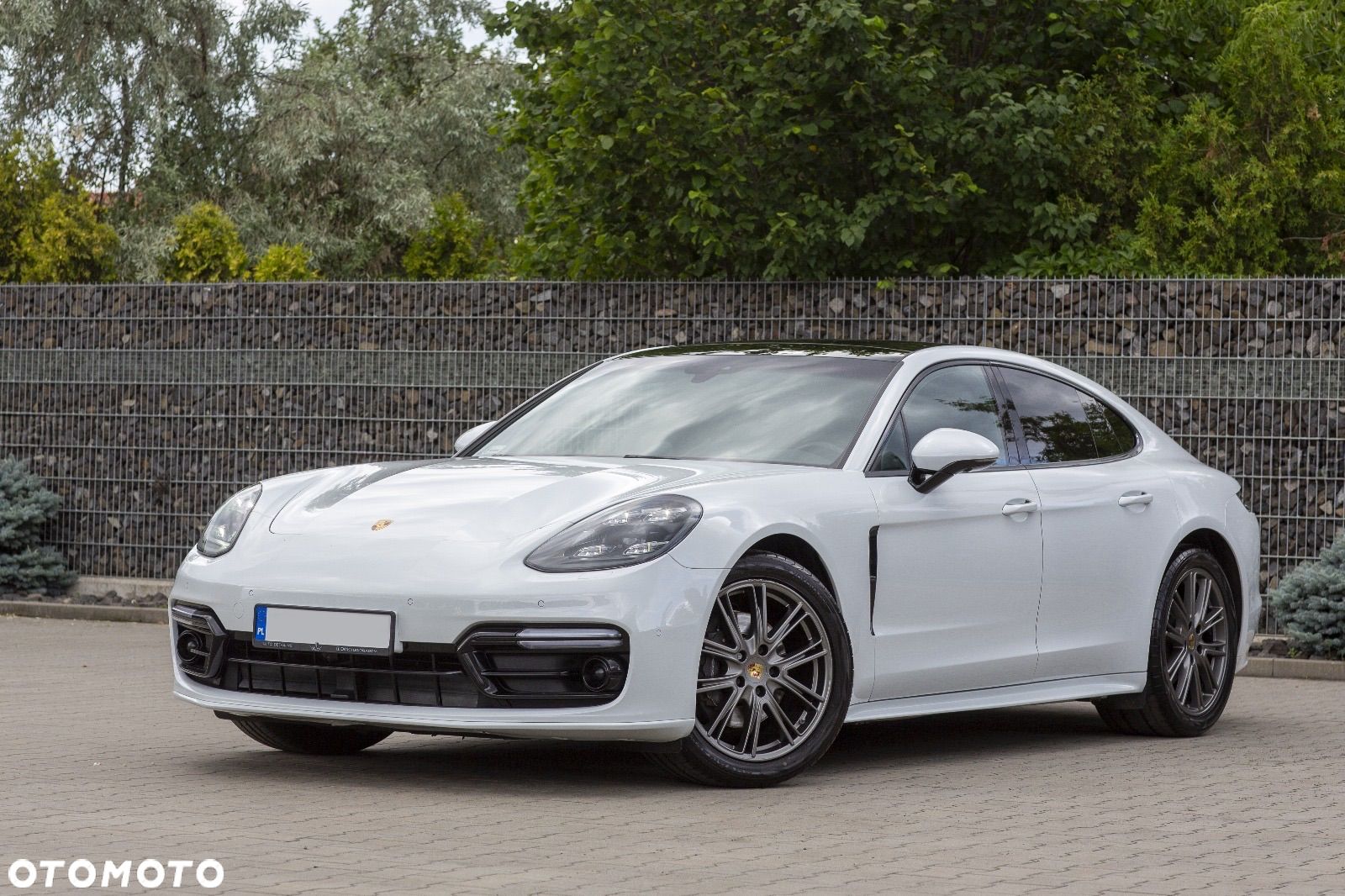 Porsche Panamera 4 GPF - 1