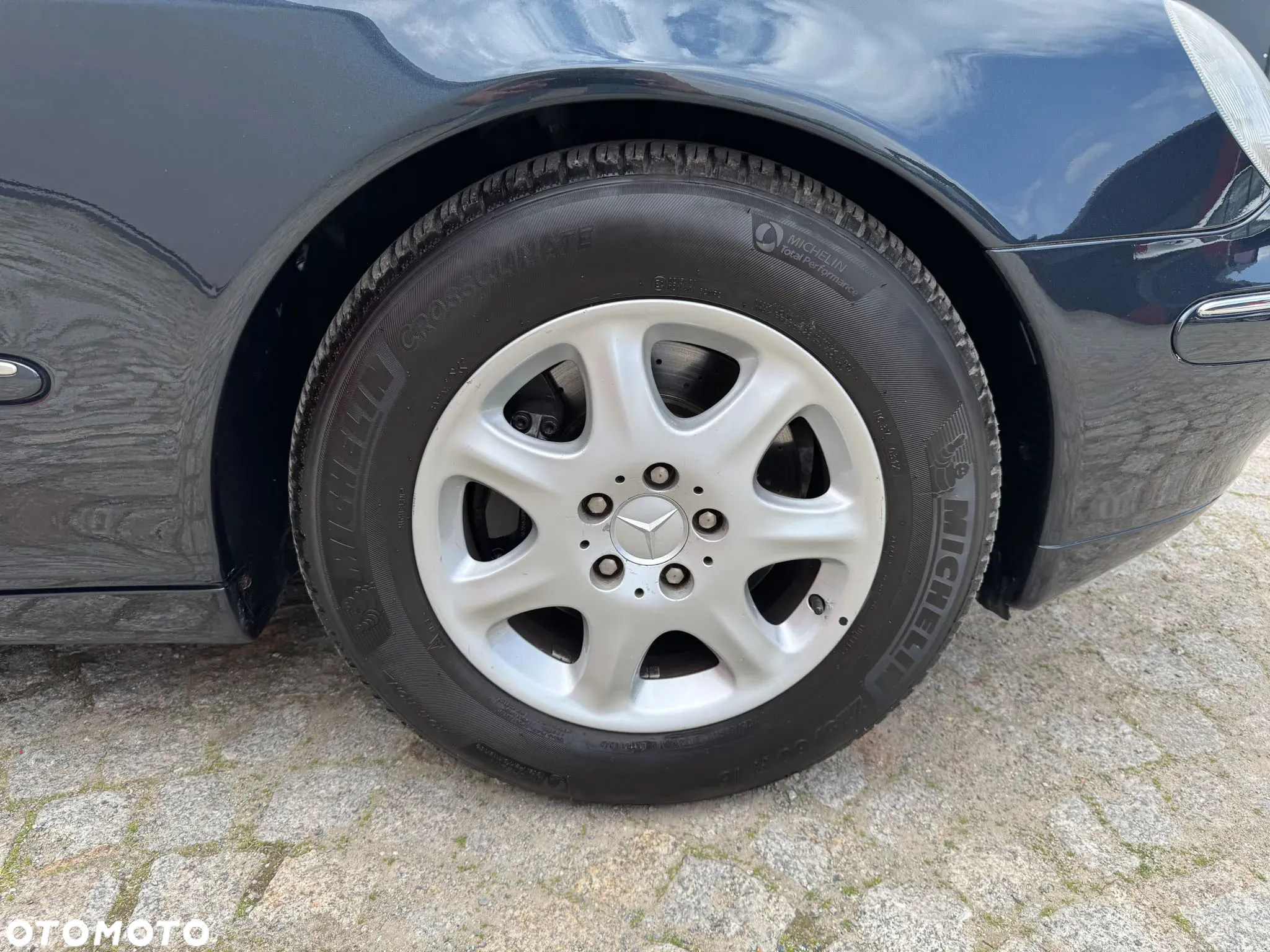 Mercedes-Benz Klasa E 320 4Matic Automatik Elegance - 30