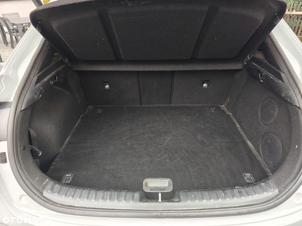 Kia XCeed 1.6 T-GDI OPF DCT7 PLATINUM EDITION - 24