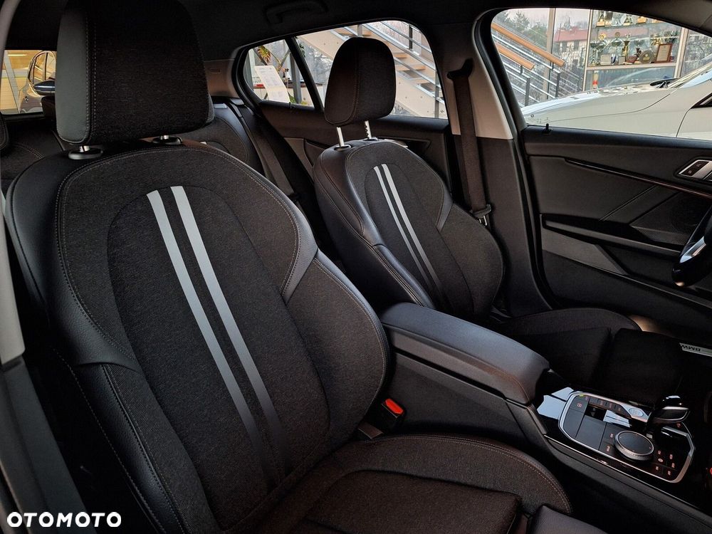 BMW Seria 1 118i Sport Line - 21