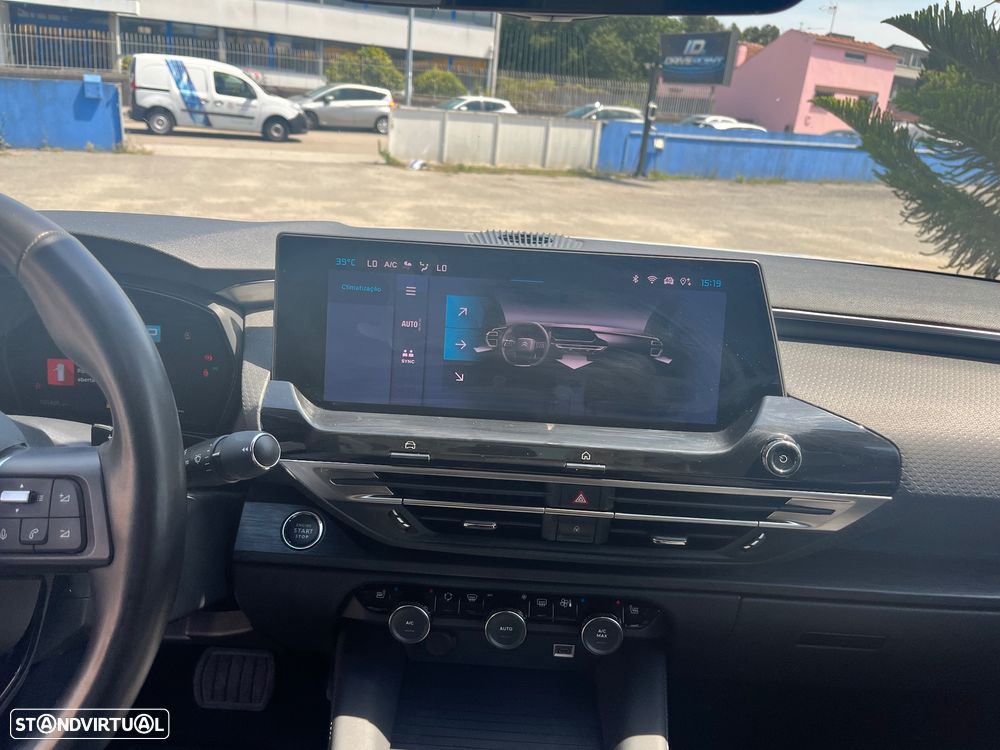 Citroën C5 X 1.2 PureTech Shine EAT8 - 29