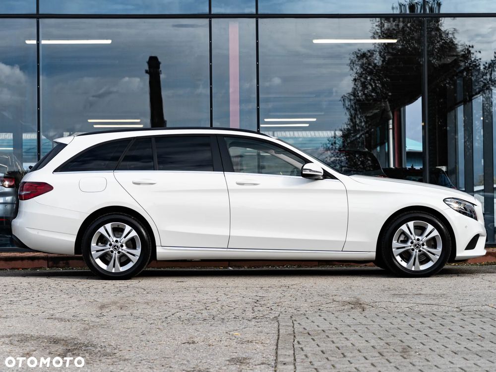 Mercedes-Benz Klasa C 220 d 4Matic T 9G-TRONIC Exclusive - 15