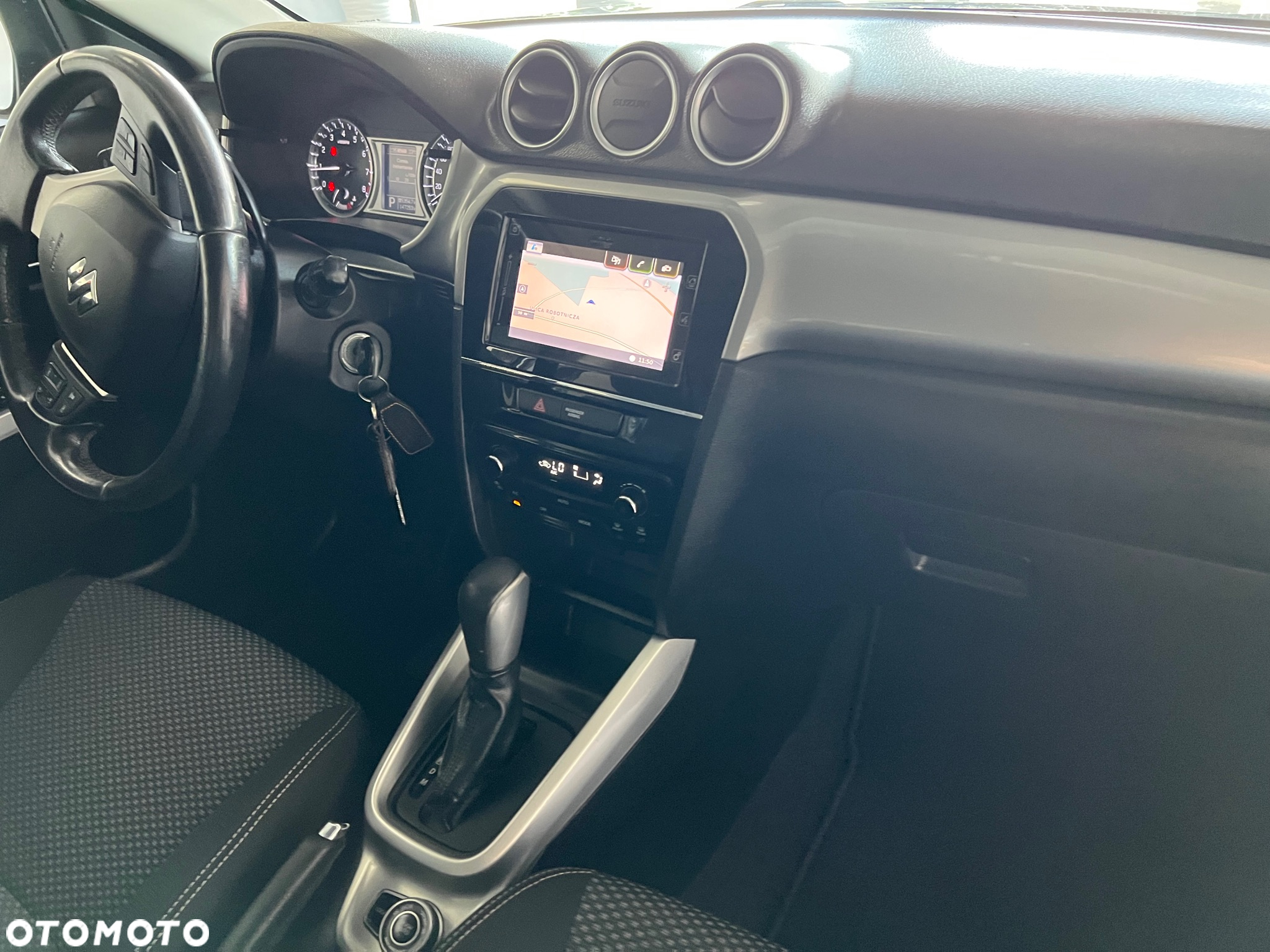 Suzuki Vitara - 30