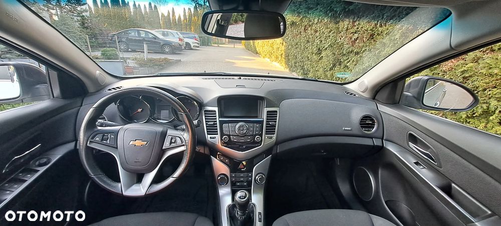 Chevrolet Cruze 1.8 LTZ - 15