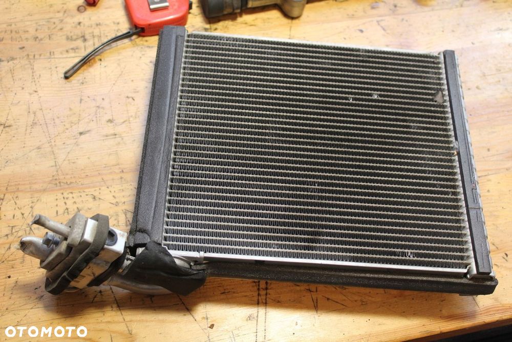 PAROWNIK KLIMATYZACJI COROLLA AURIS E15 EUROPA - 3