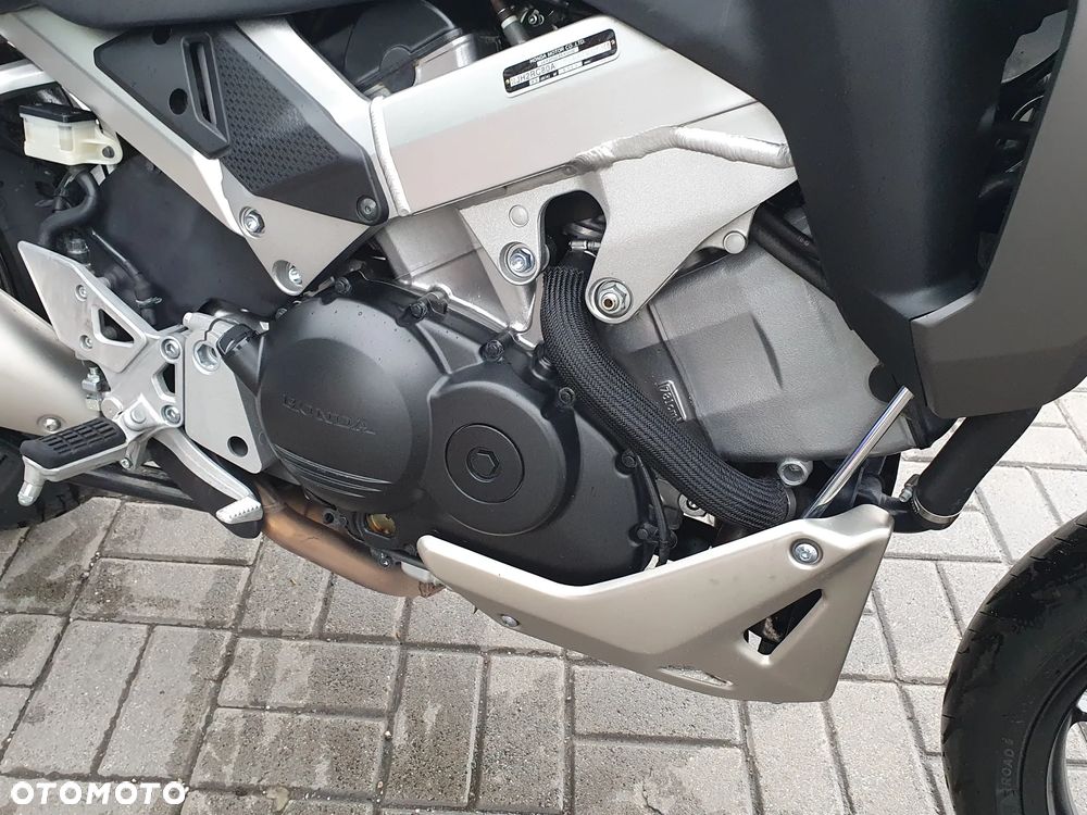 Honda VFR - 17